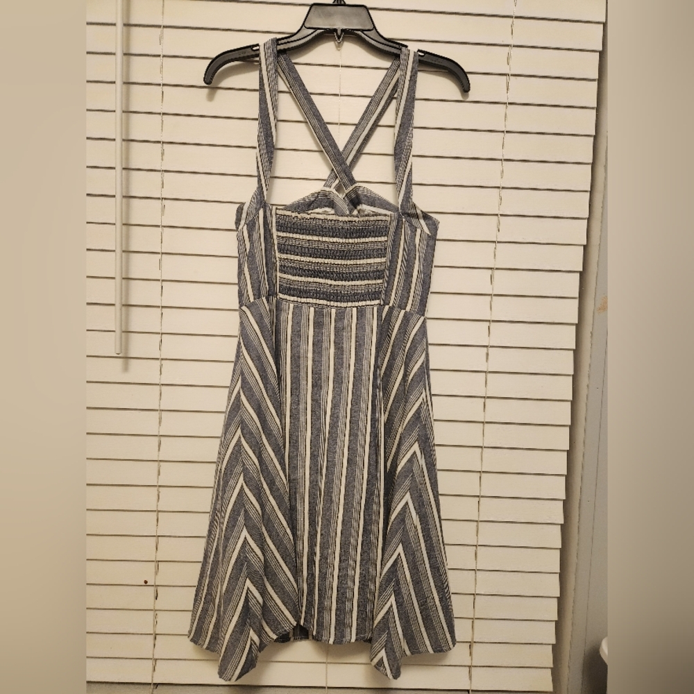 Altar'd Statr Striped Keyhole Dress Size Large - Picture 9 of 10